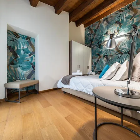 Deluxe In Palazzo Storico - Centro - Ajaccio *